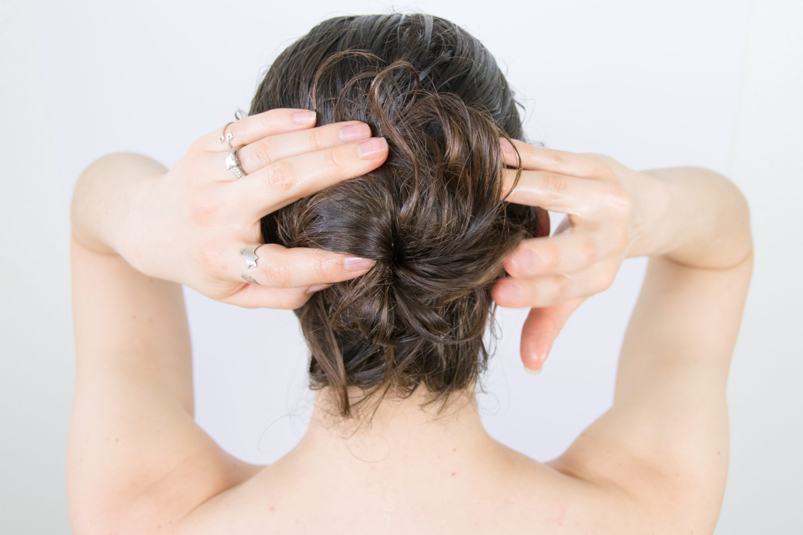Use Coconut Oil for a Super-Conditioning Hair Mask » From the Infinite Embers blog