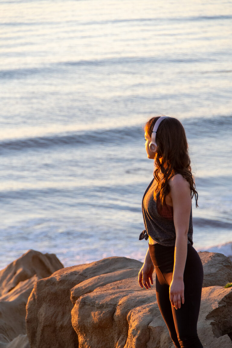 Got Pain or Anxiety? Try NoiseCanceling Headphones » Mind Body Badass